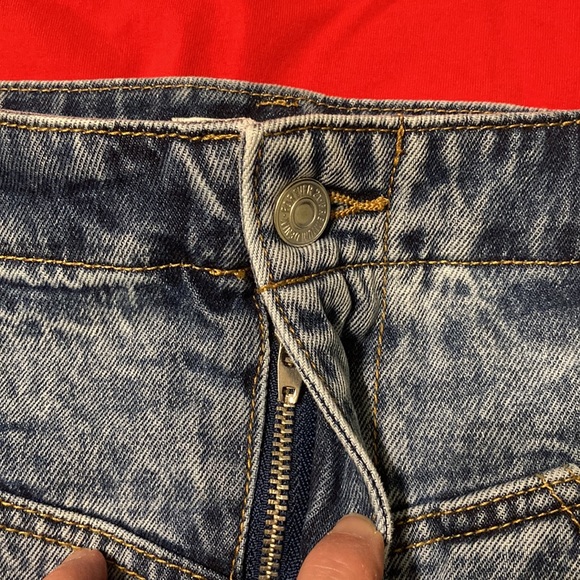 Forever 21 LA Denim Jean Distressed Mini Skirt Size 31 XL Vintage Acid Wash Look - Picture 4 of 10
